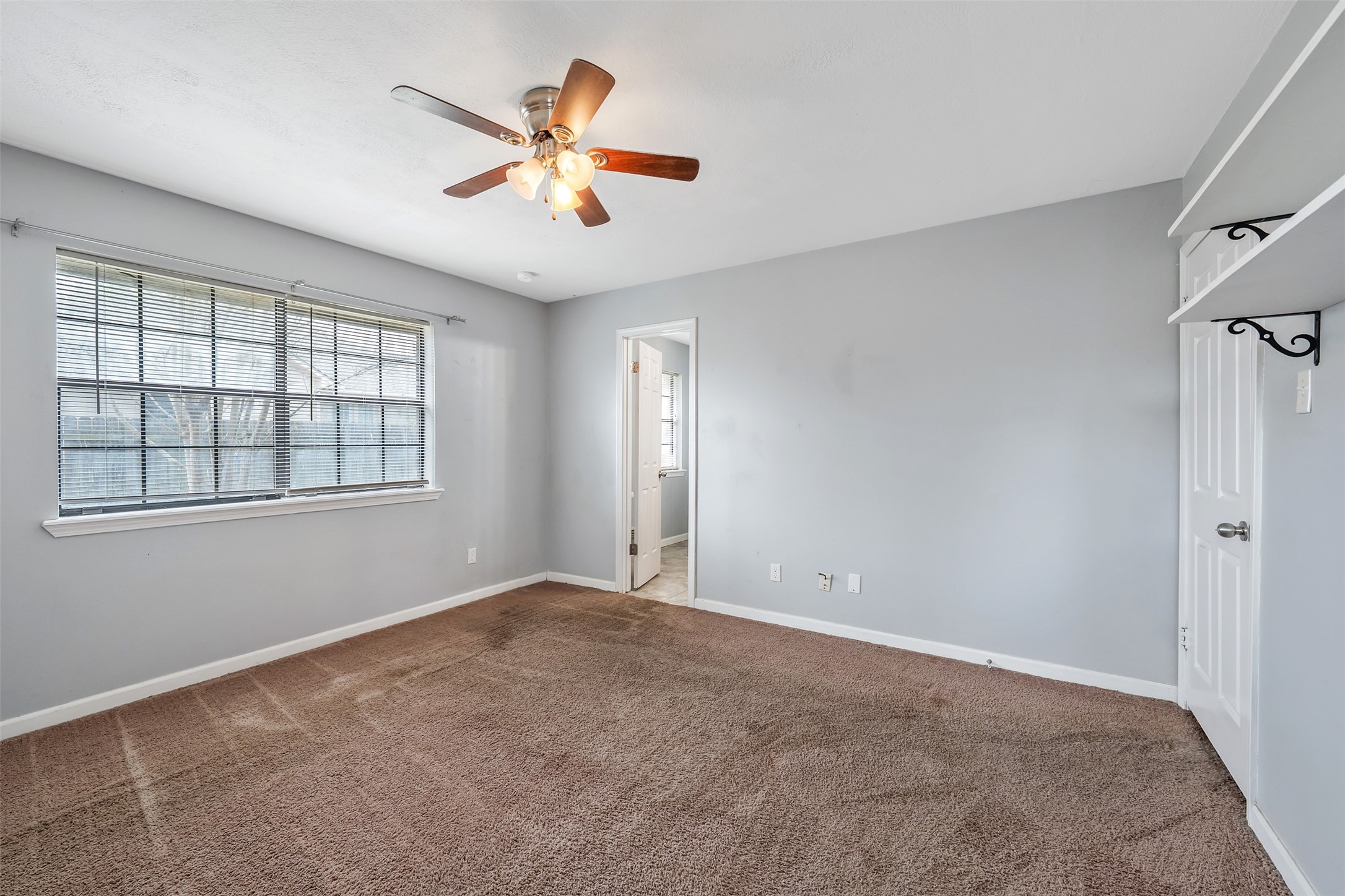 201 Joann Whitehouse TX 75791