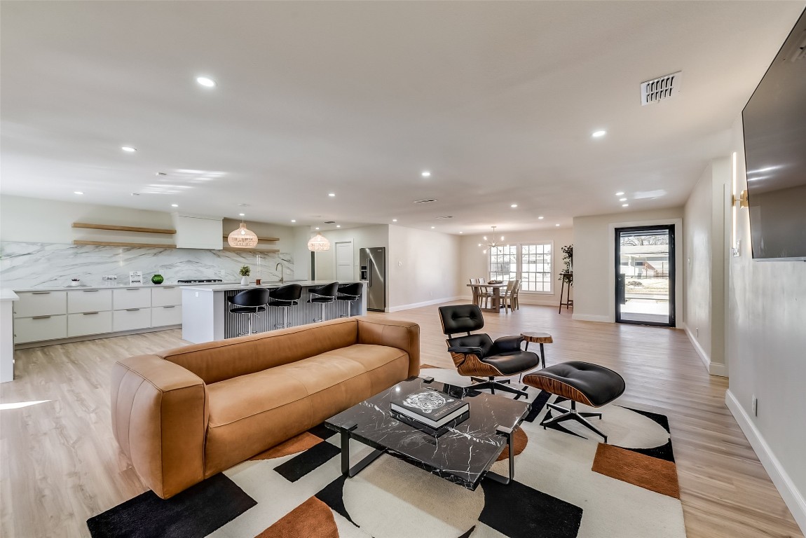 3469 Saint Cloud Circle Dallas TX 75229