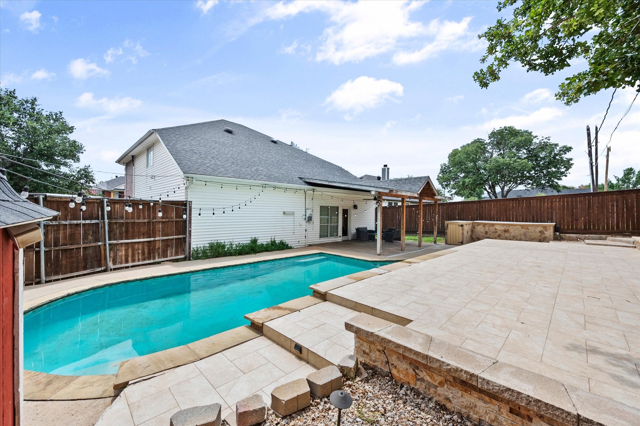 103 Arthur Drive Kennedale TX 76060