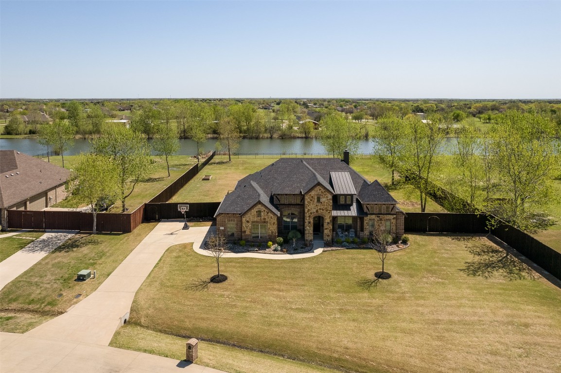 104 Shoreside Trail Waxahachie TX 75165