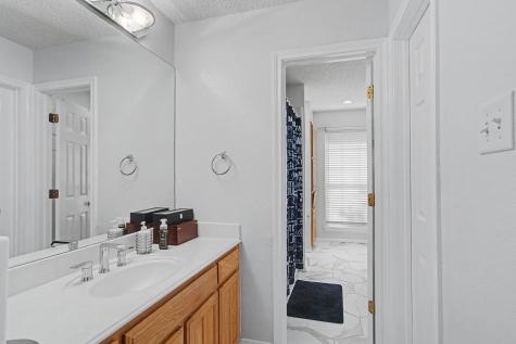6400 Briercliff Court Fort Worth TX 76132