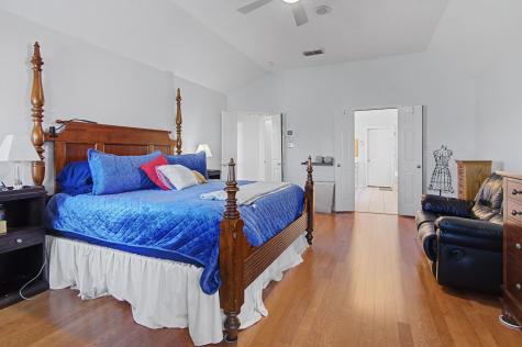 6400 Briercliff Court Fort Worth TX 76132