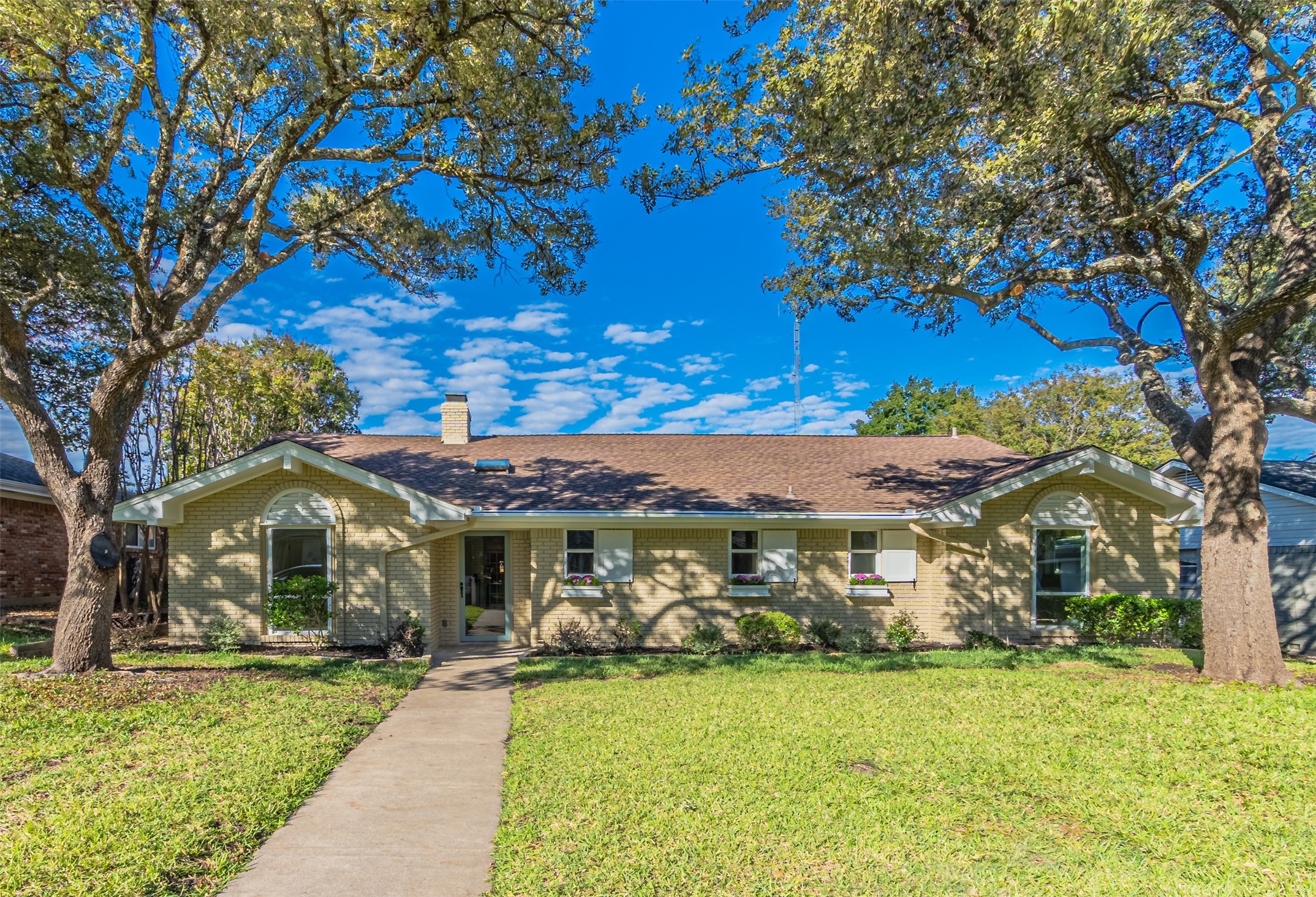 412 Ridgewood Drive Richardson TX 75080