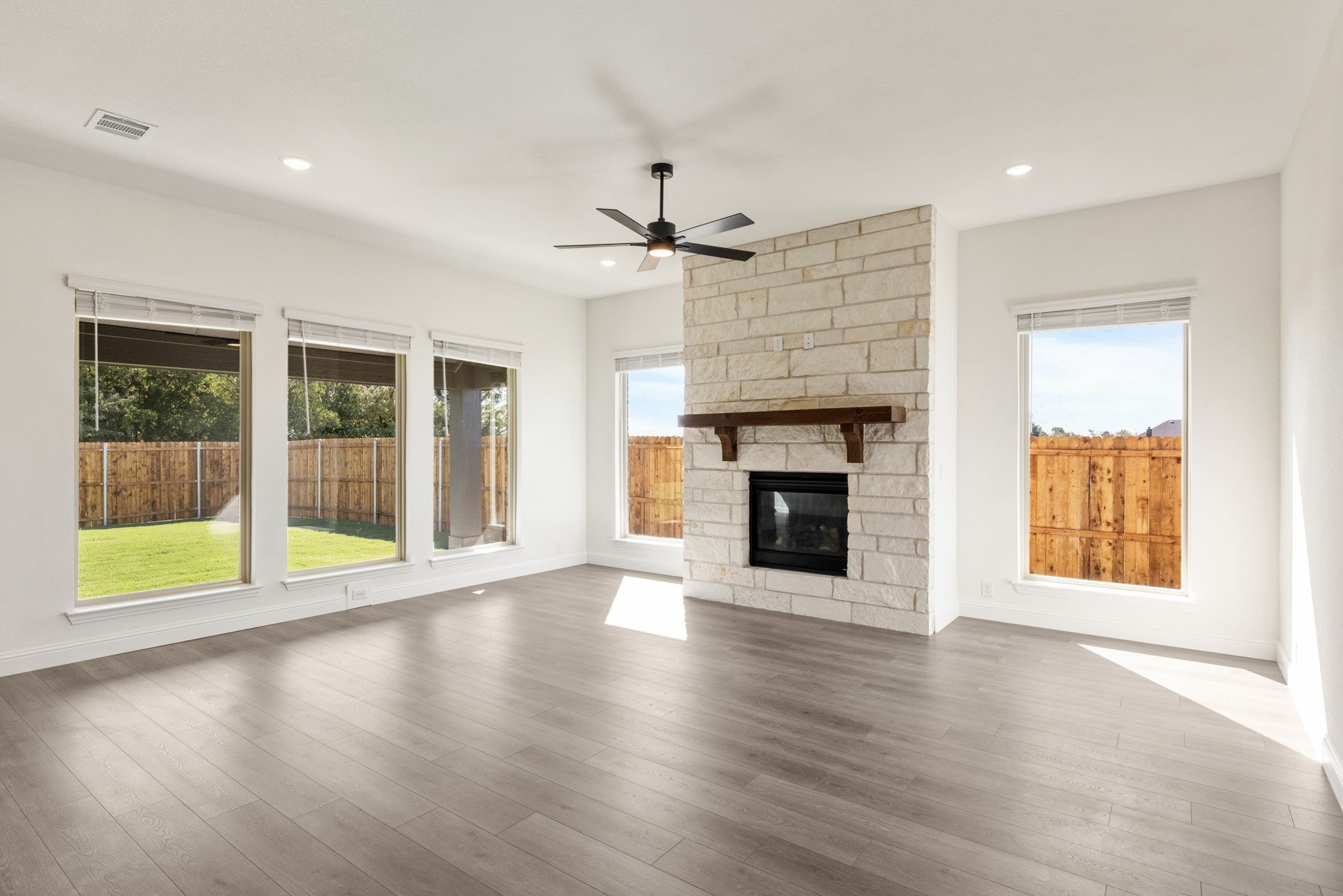 133 Saddlewood Trail Commerce TX 75428