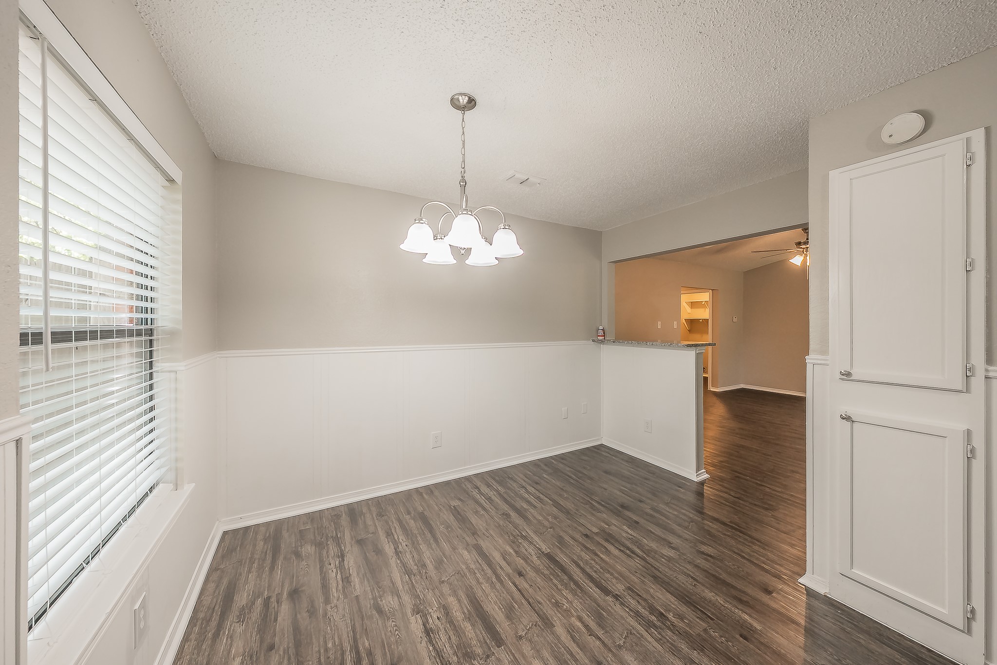 912 Red Oak Street Azle TX 76020