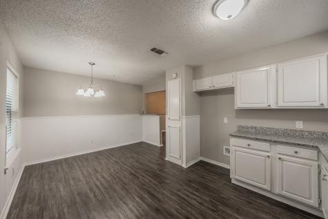 912 Red Oak Street Azle TX 76020