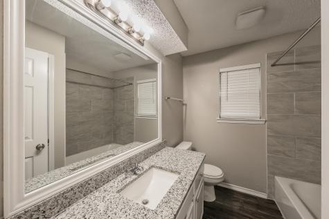 912 Red Oak Street Azle TX 76020