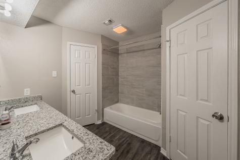 912 Red Oak Street Azle TX 76020