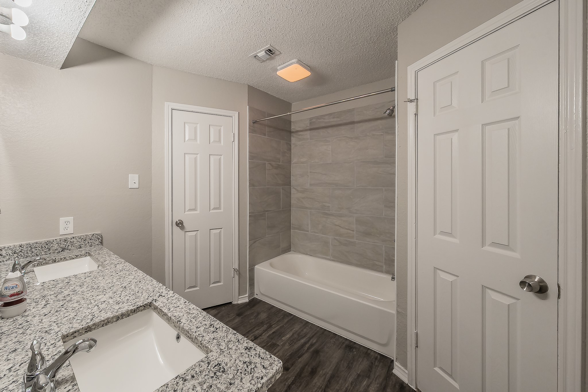 912 Red Oak Street Azle TX 76020