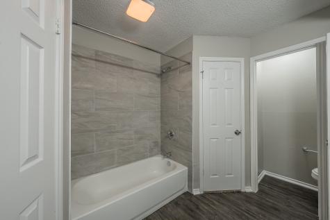 912 Red Oak Street Azle TX 76020