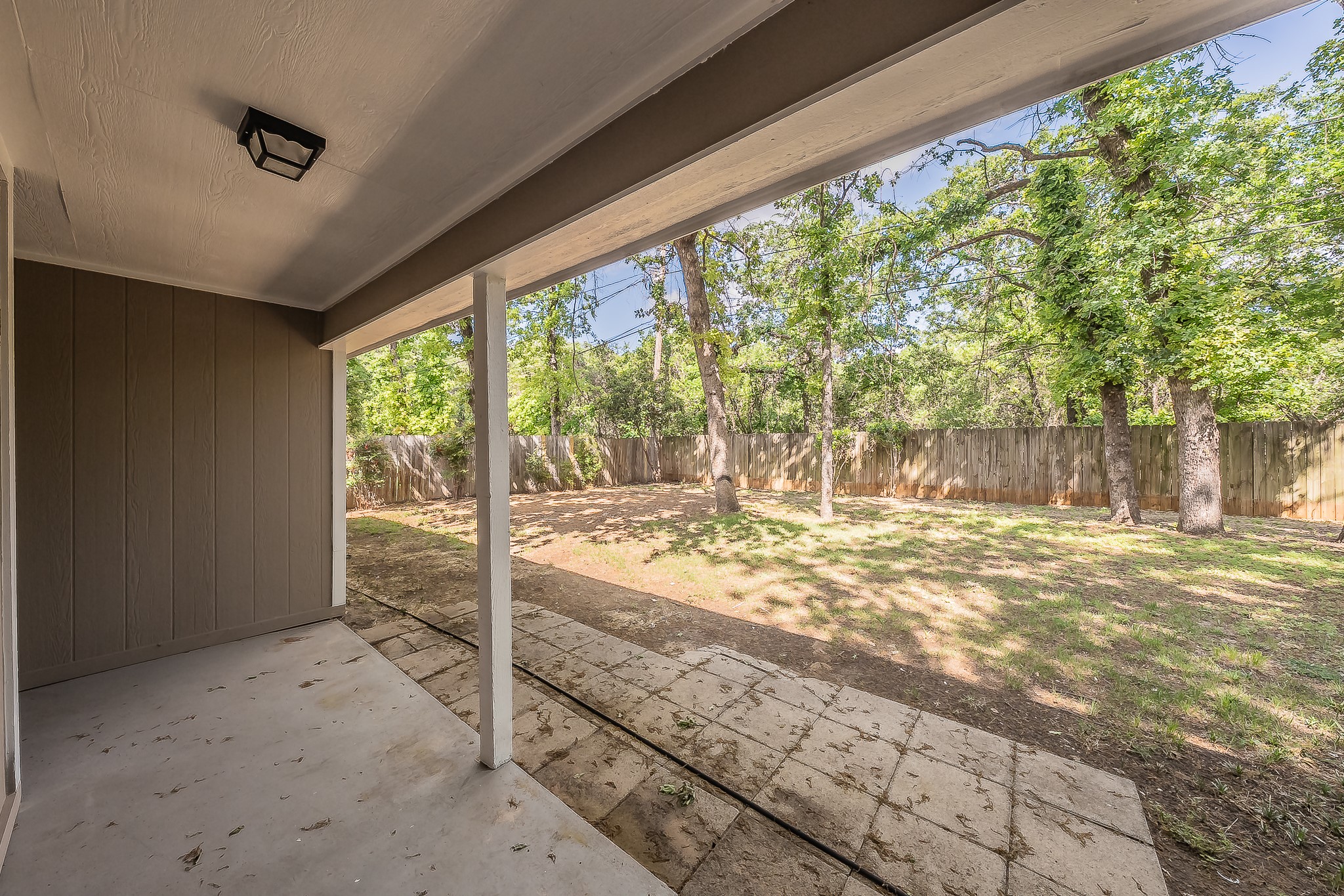 912 Red Oak Street Azle TX 76020