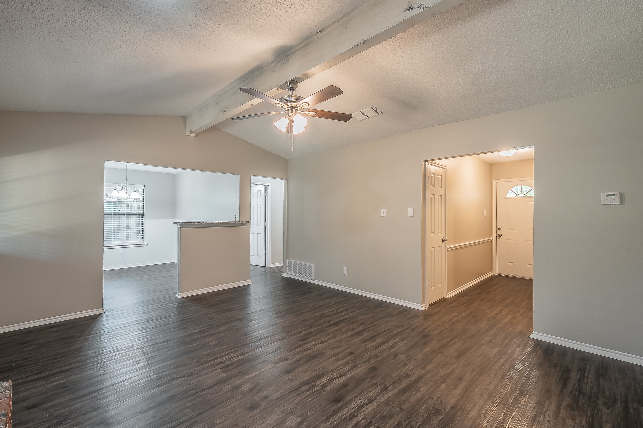 912 Red Oak Street Azle TX 76020