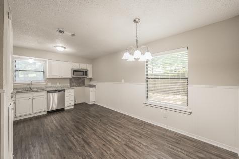 912 Red Oak Street Azle TX 76020