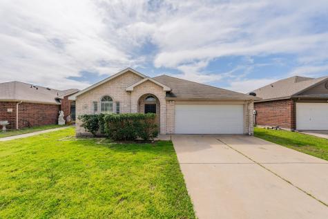 1011 Carlsbad Drive Grand Prairie TX 75051