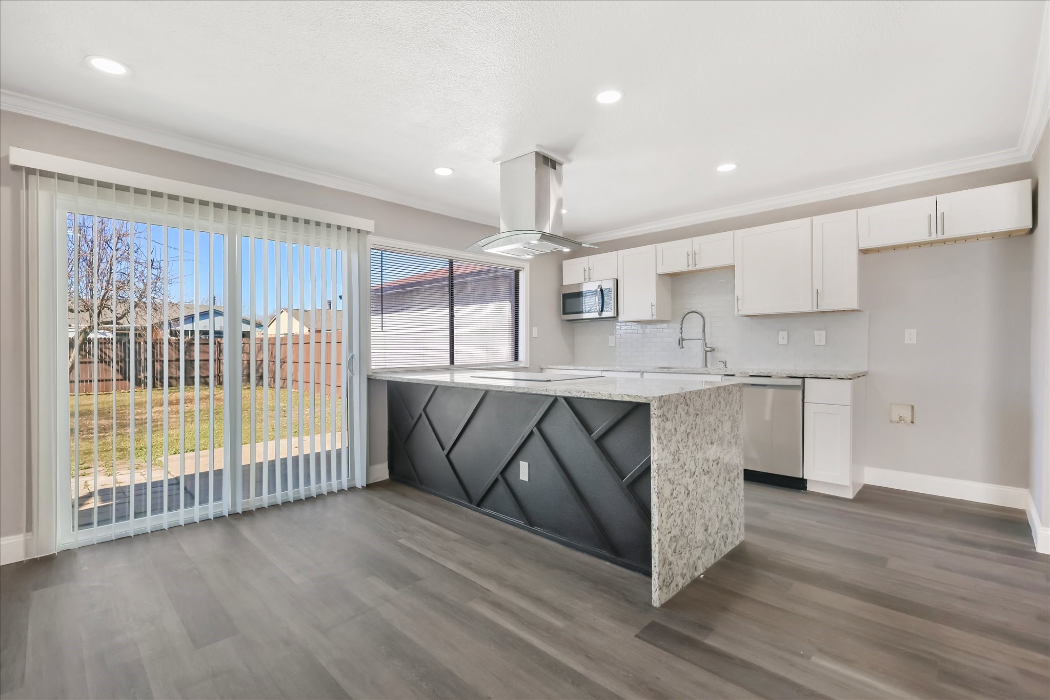1913 Edna Smith Drive Garland TX 75040