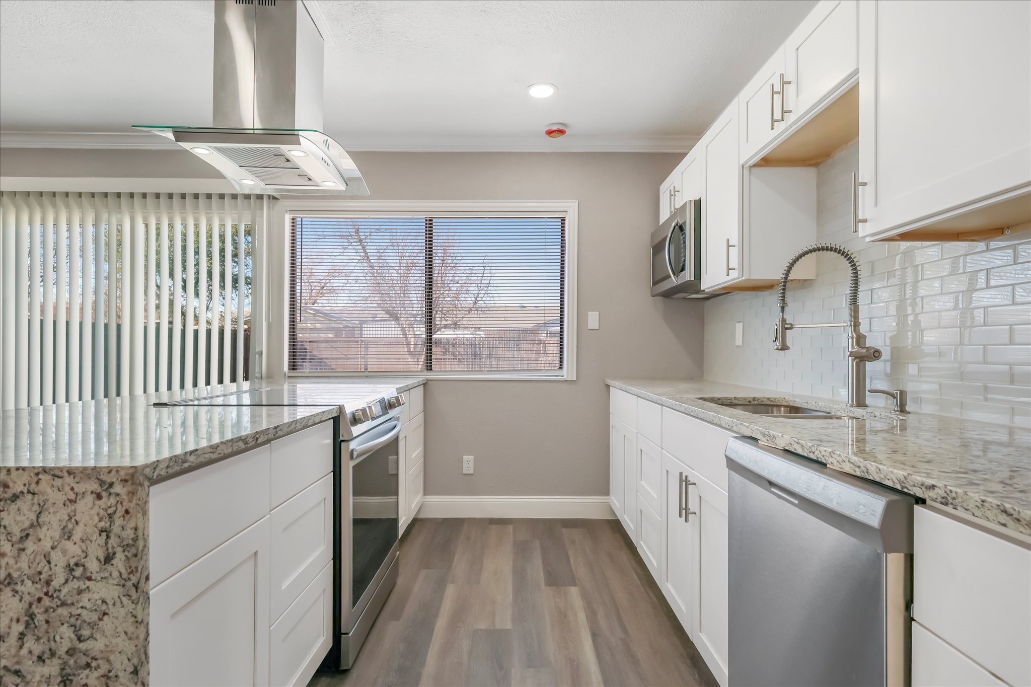 1913 Edna Smith Drive Garland TX 75040
