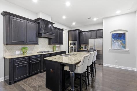 3813 Bentley Drive Bedford TX 76021