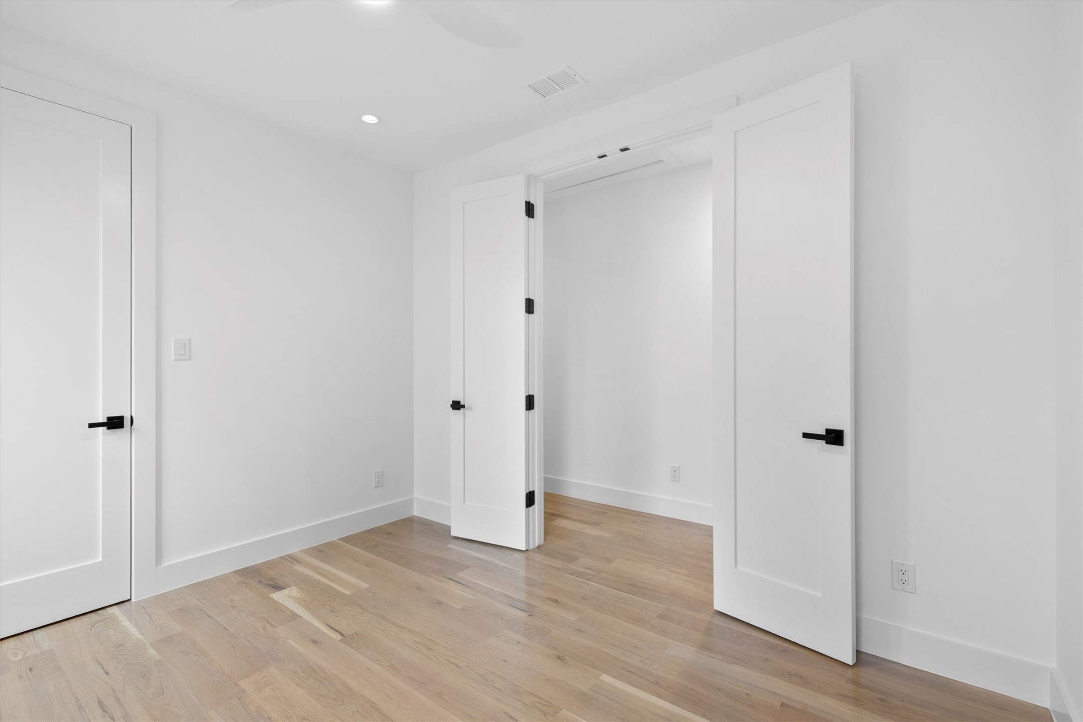 9428 Hobart Street Dallas TX 75218