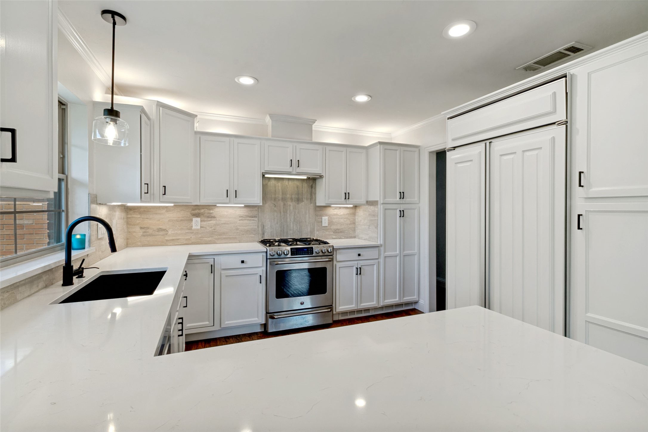 10605 Le Mans Drive Dallas TX 75238