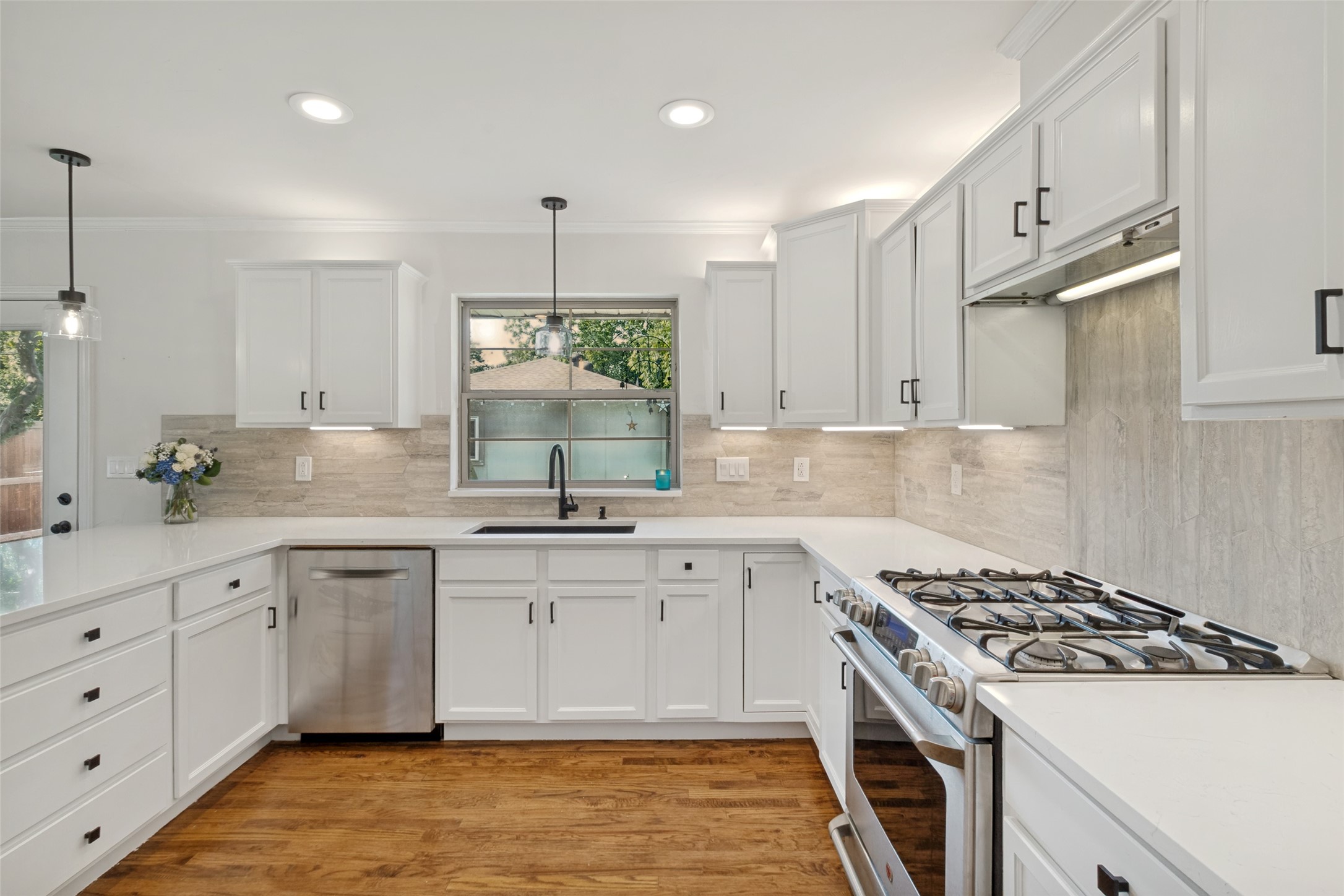 10605 Le Mans Drive Dallas TX 75238