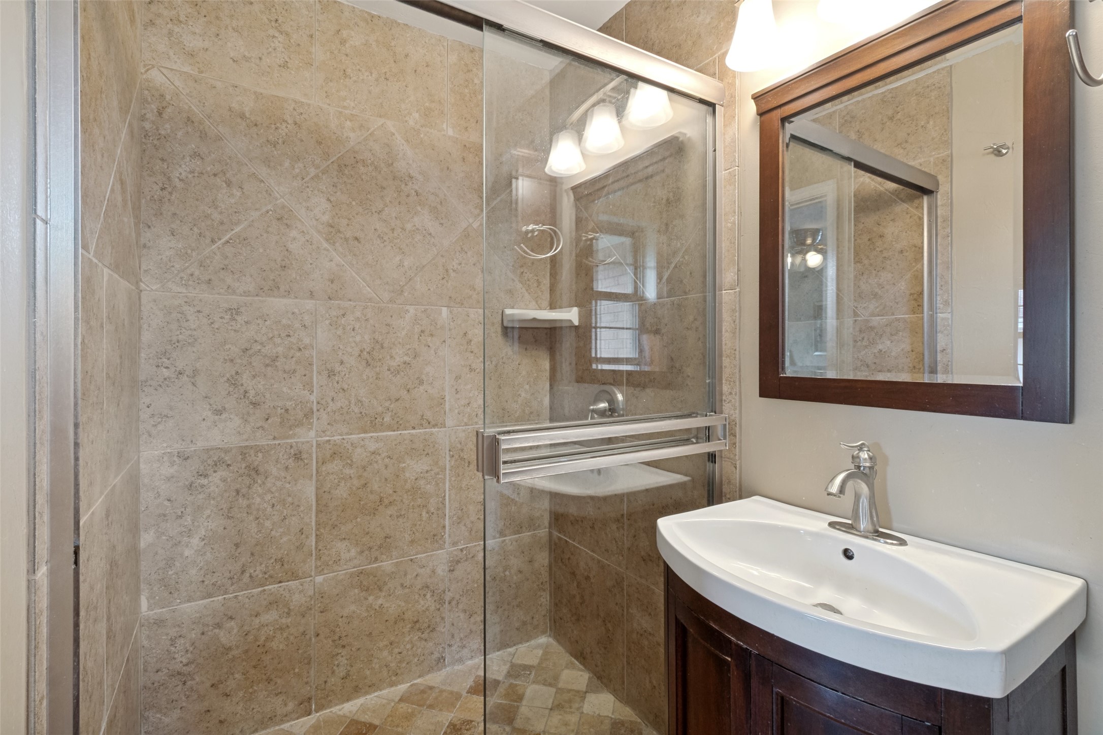 10605 Le Mans Drive Dallas TX 75238