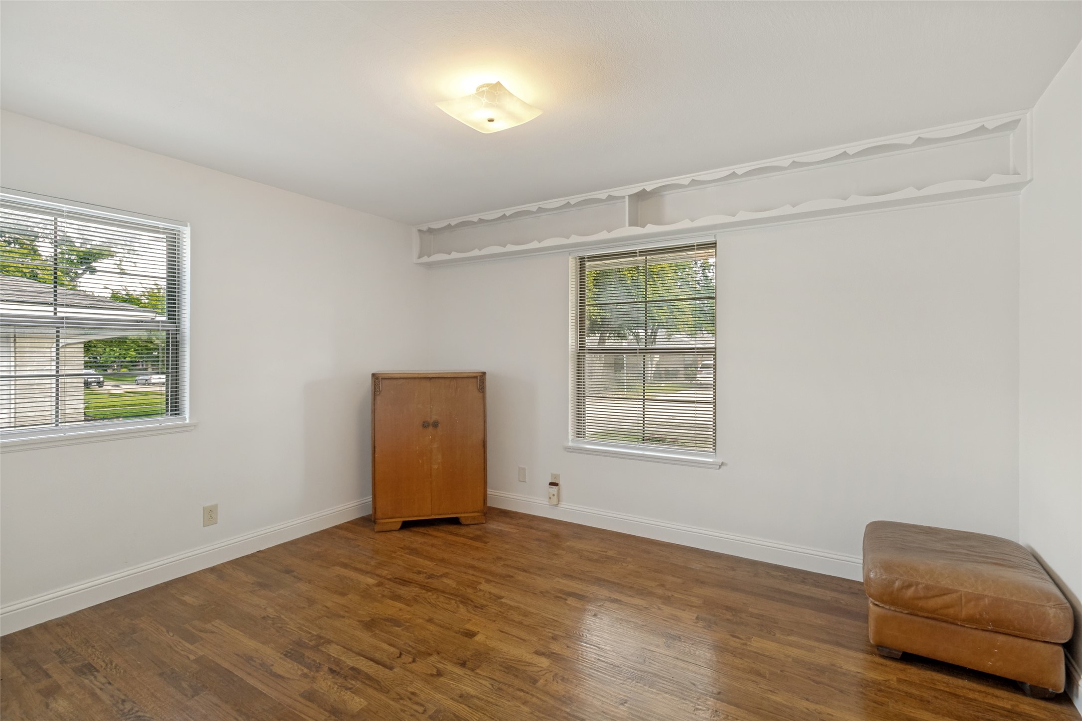 10605 Le Mans Drive Dallas TX 75238