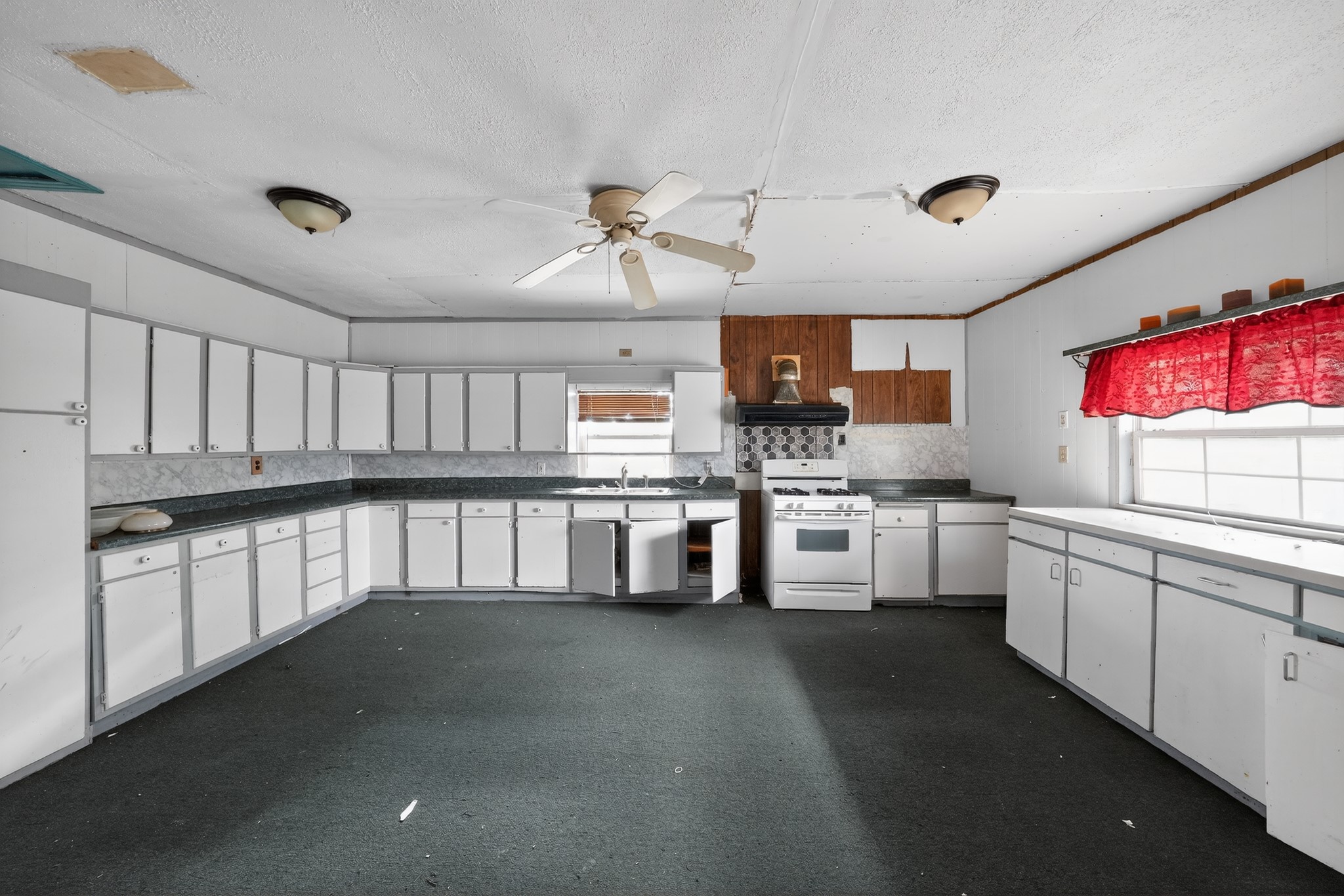 406 E Willingham Street Cleburne TX 76031