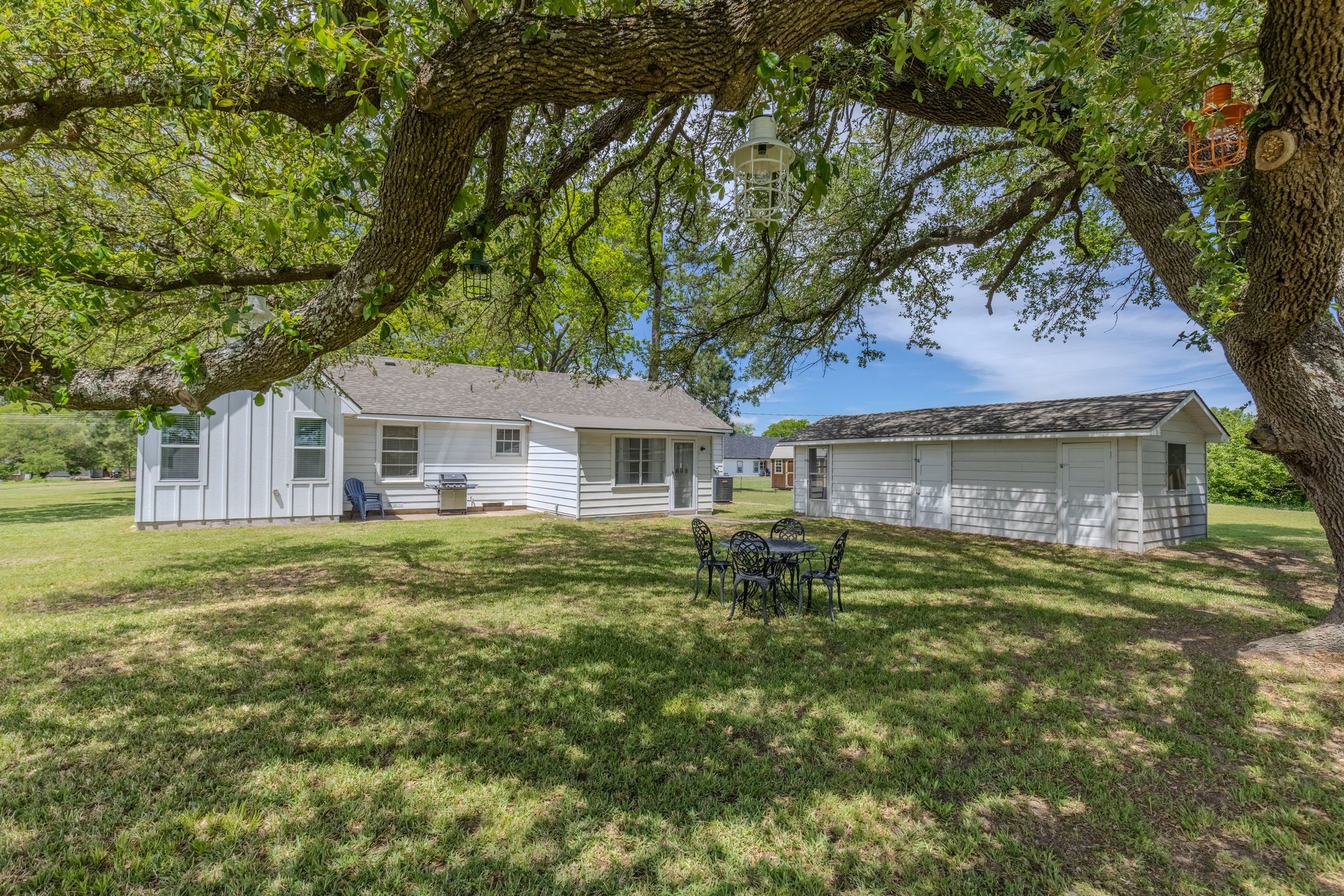 1100 Rs County Road 3150 Emory TX 75440