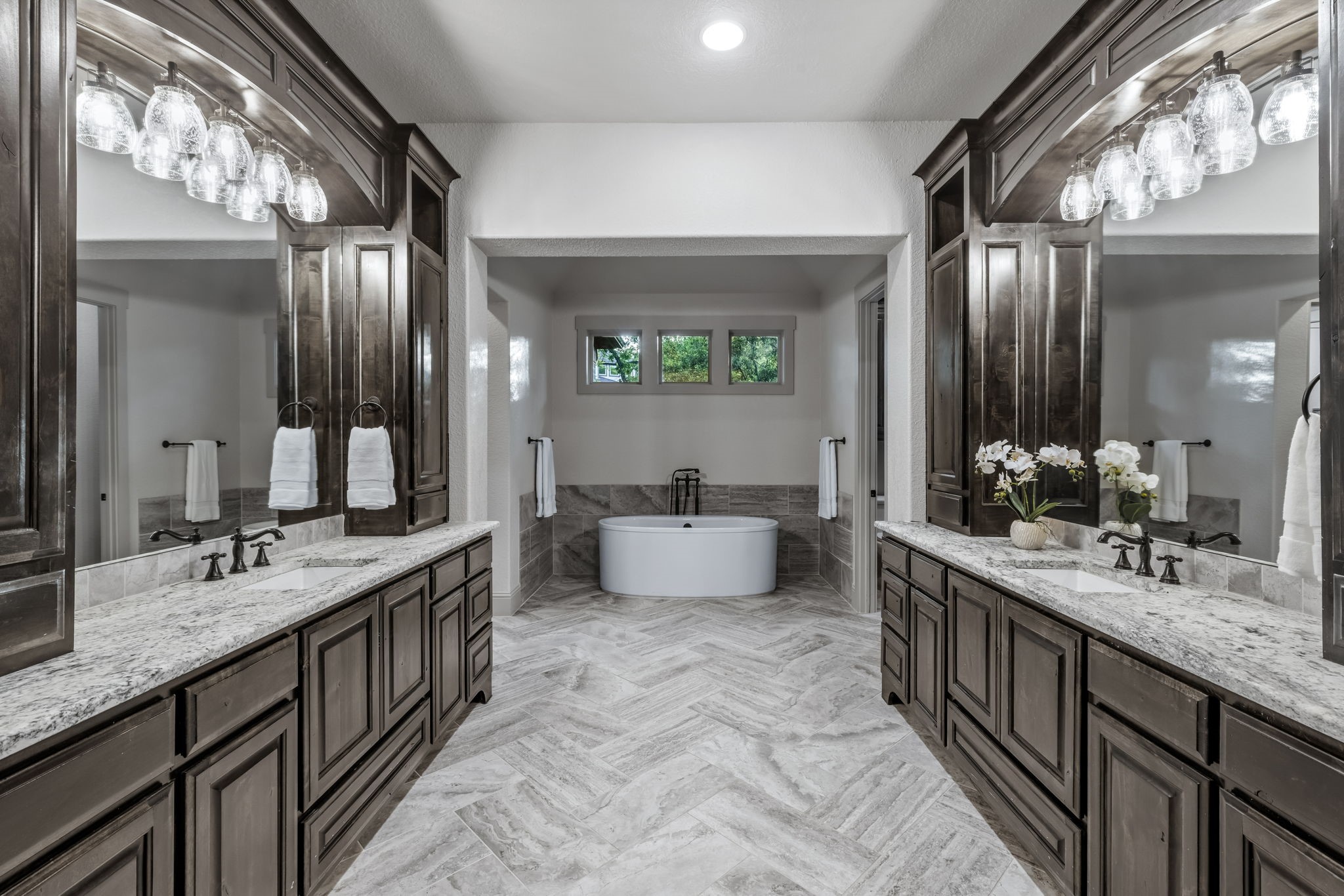 521 W Waters Edge Way Oak Point TX 75068