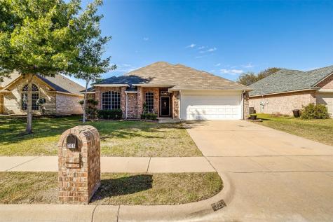 305 Shane Lane Burleson TX 76028