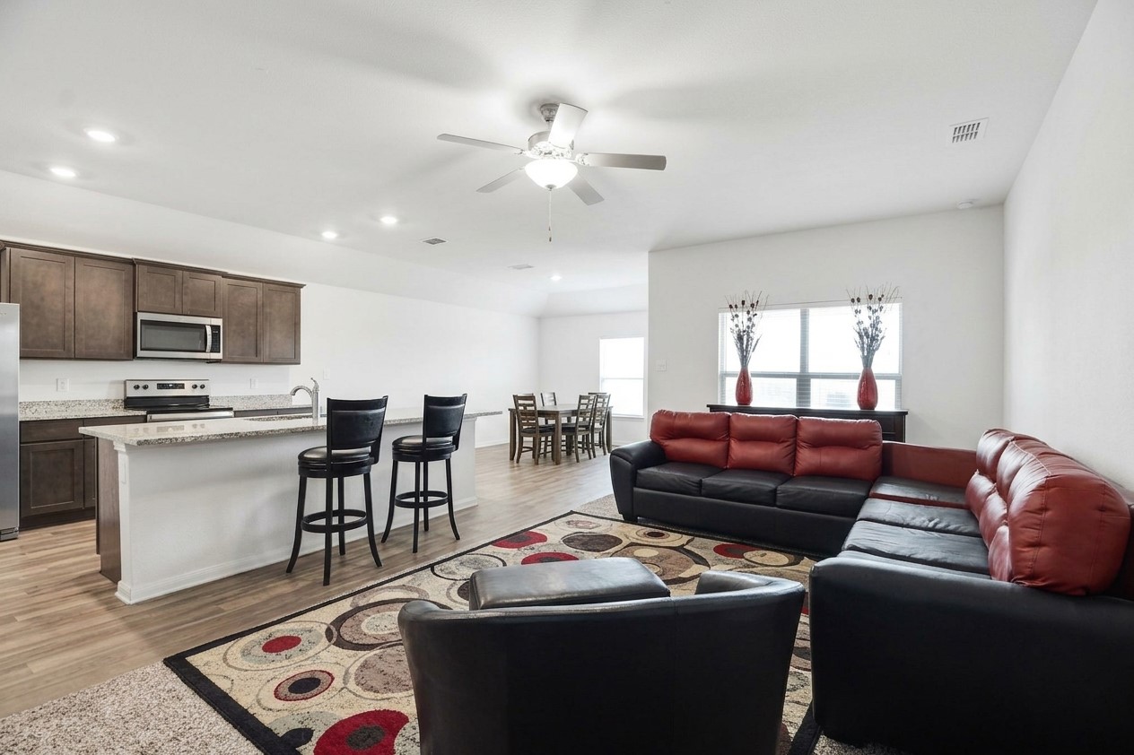 2116 Canterbury Drive Seagoville TX 75159