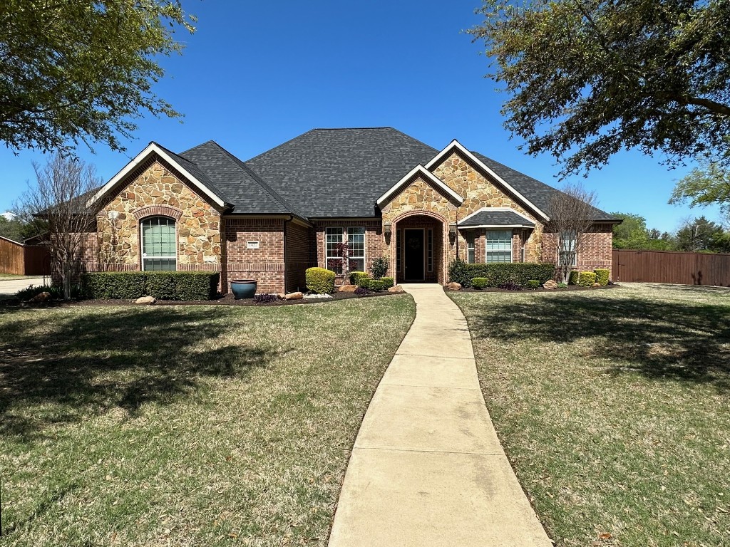1422 Plum Creek Drive Midlothian TX 76065