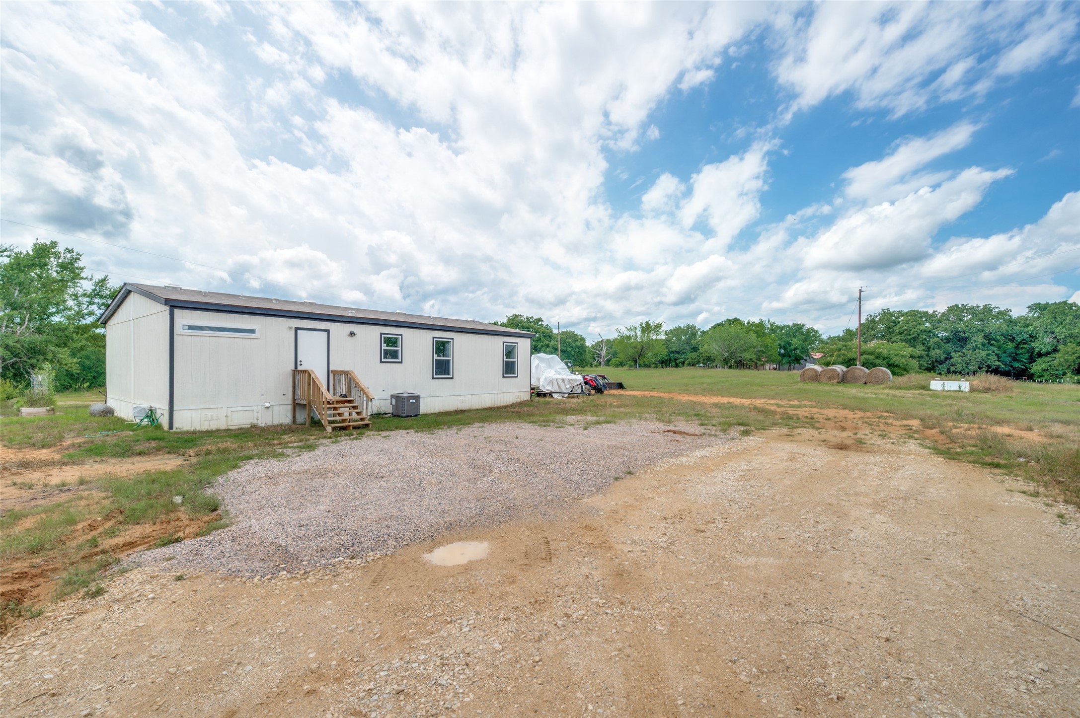 1932 County Road 222 Gainesville TX 76240
