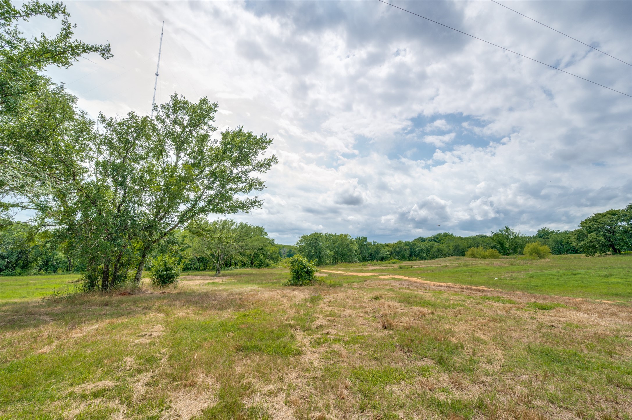1932 County Road 222 Gainesville TX 76240