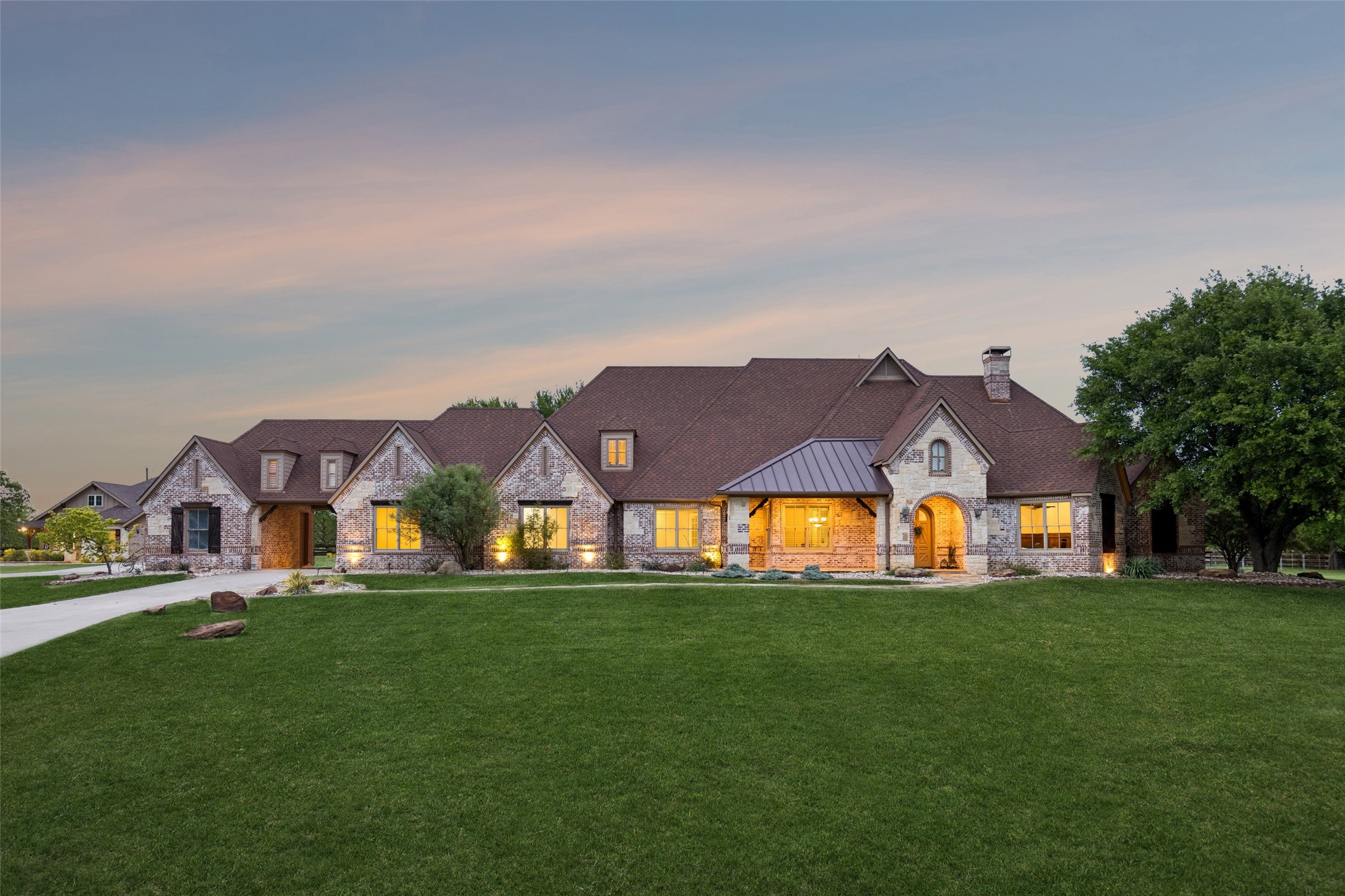 8800 Fishtrap Road Cross Roads TX 76227