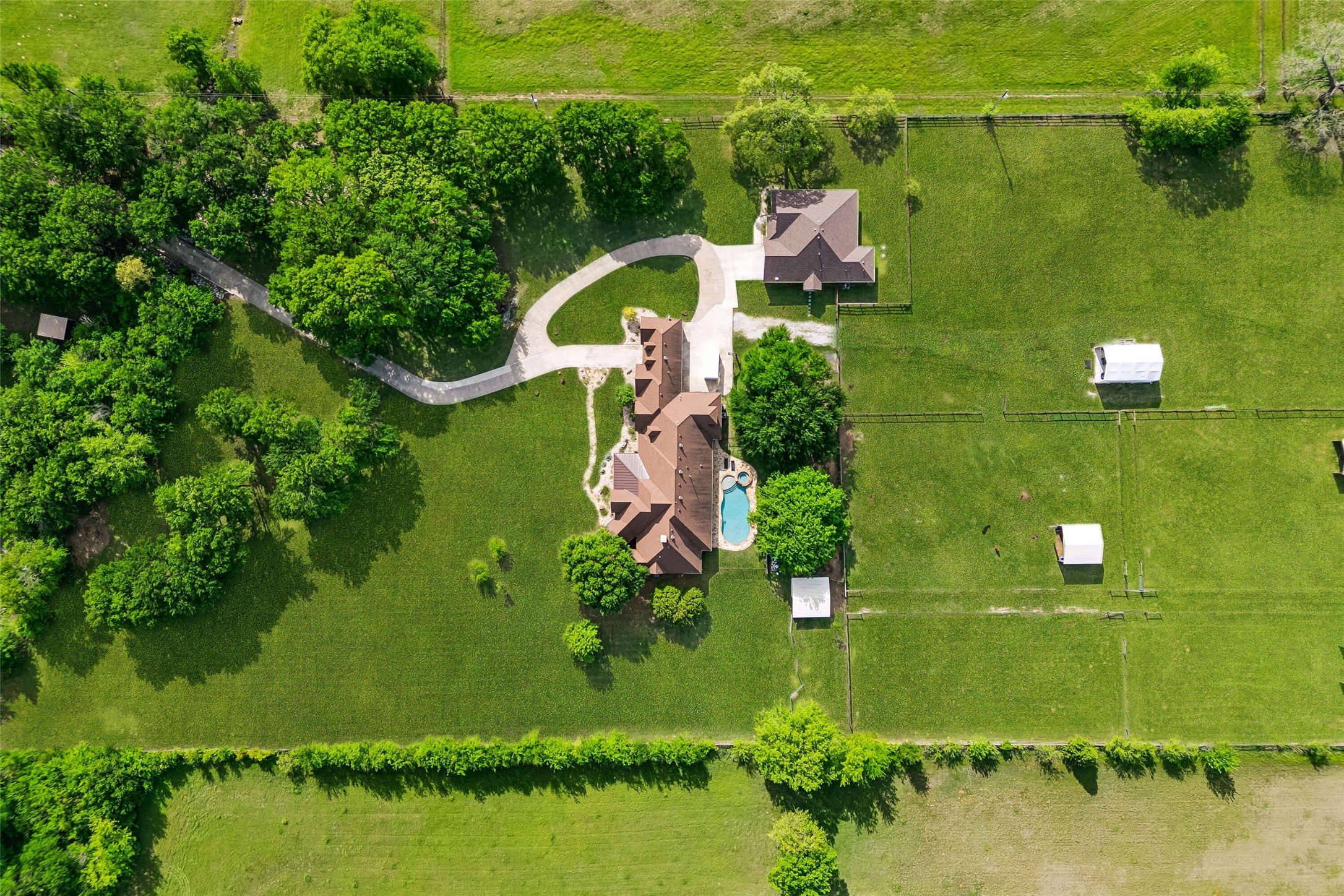 8800 Fishtrap Road Cross Roads TX 76227