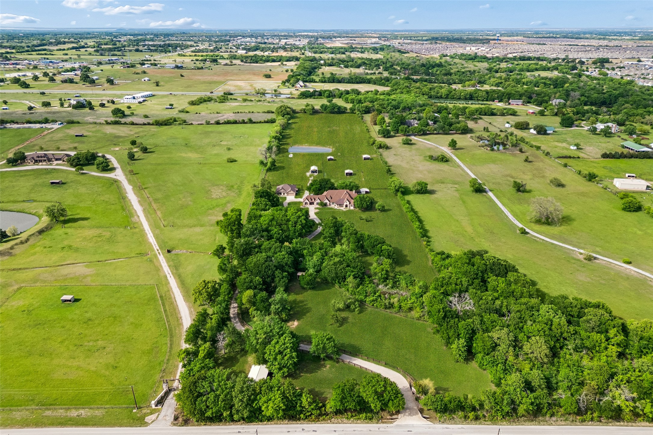 8800 Fishtrap Road Cross Roads TX 76227