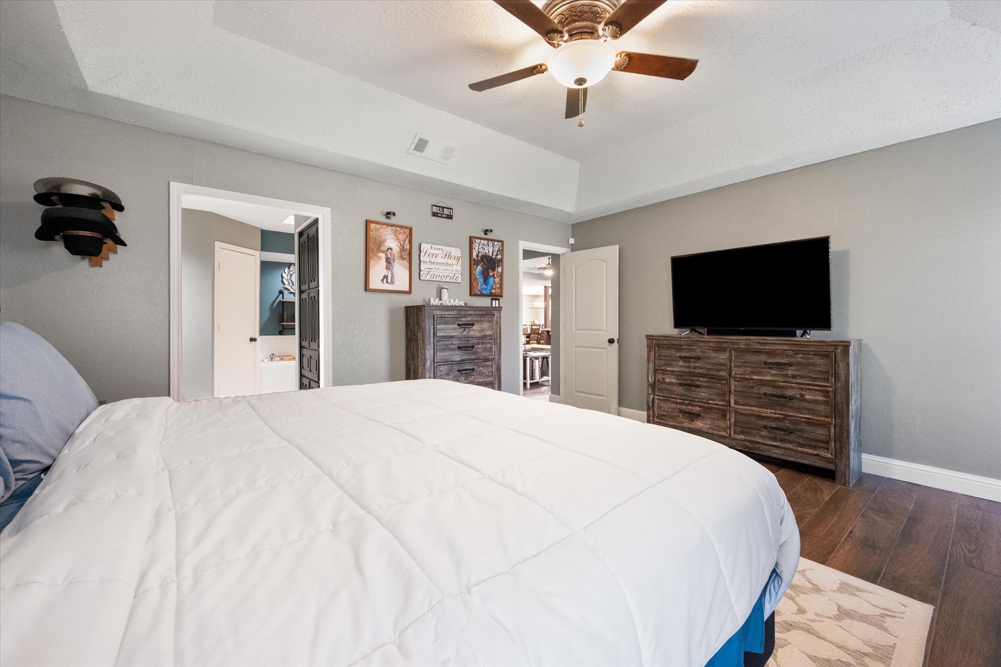 10124 Stoneleigh Drive Benbrook TX 76126