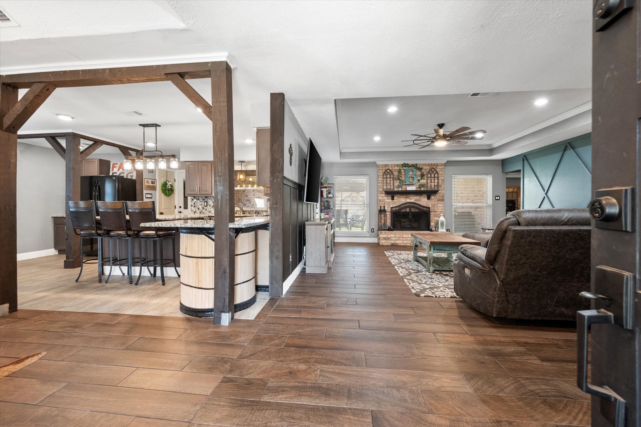 10124 Stoneleigh Drive Benbrook TX 76126