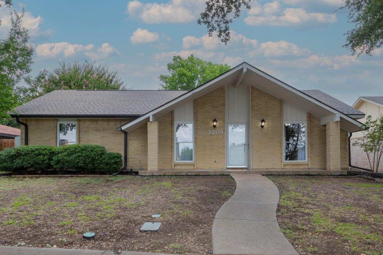 3209 High Plateau Drive Garland TX 75044