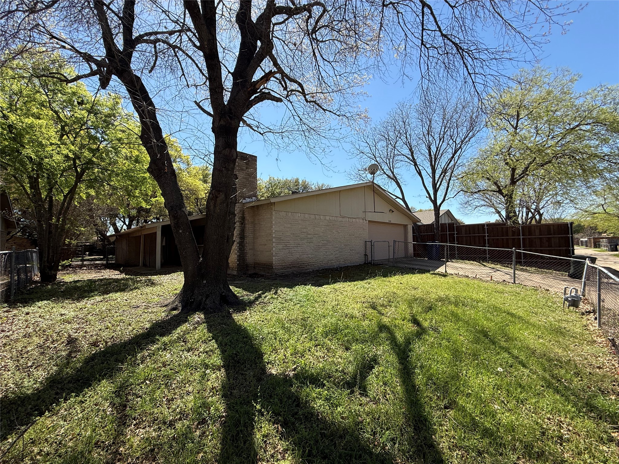 3225 Collins Boulevard Garland TX 75044