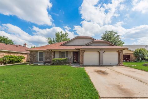 300 Valley Forge Lane Arlington TX 76002