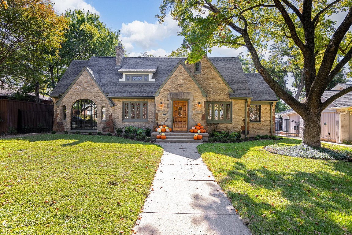 5740 Mercedes Avenue Dallas TX 75206