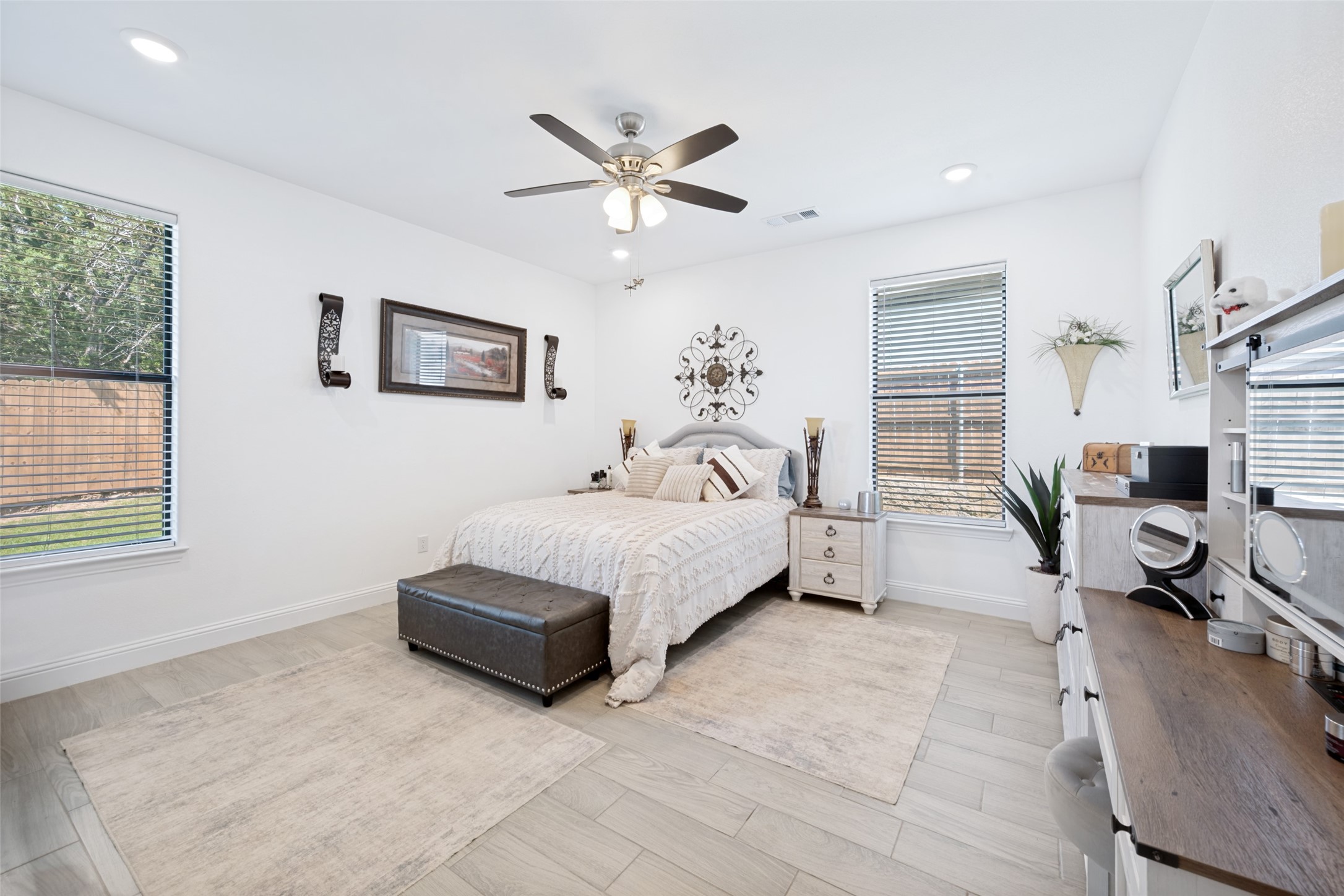 2404 Beverly Drive Granbury TX 76048