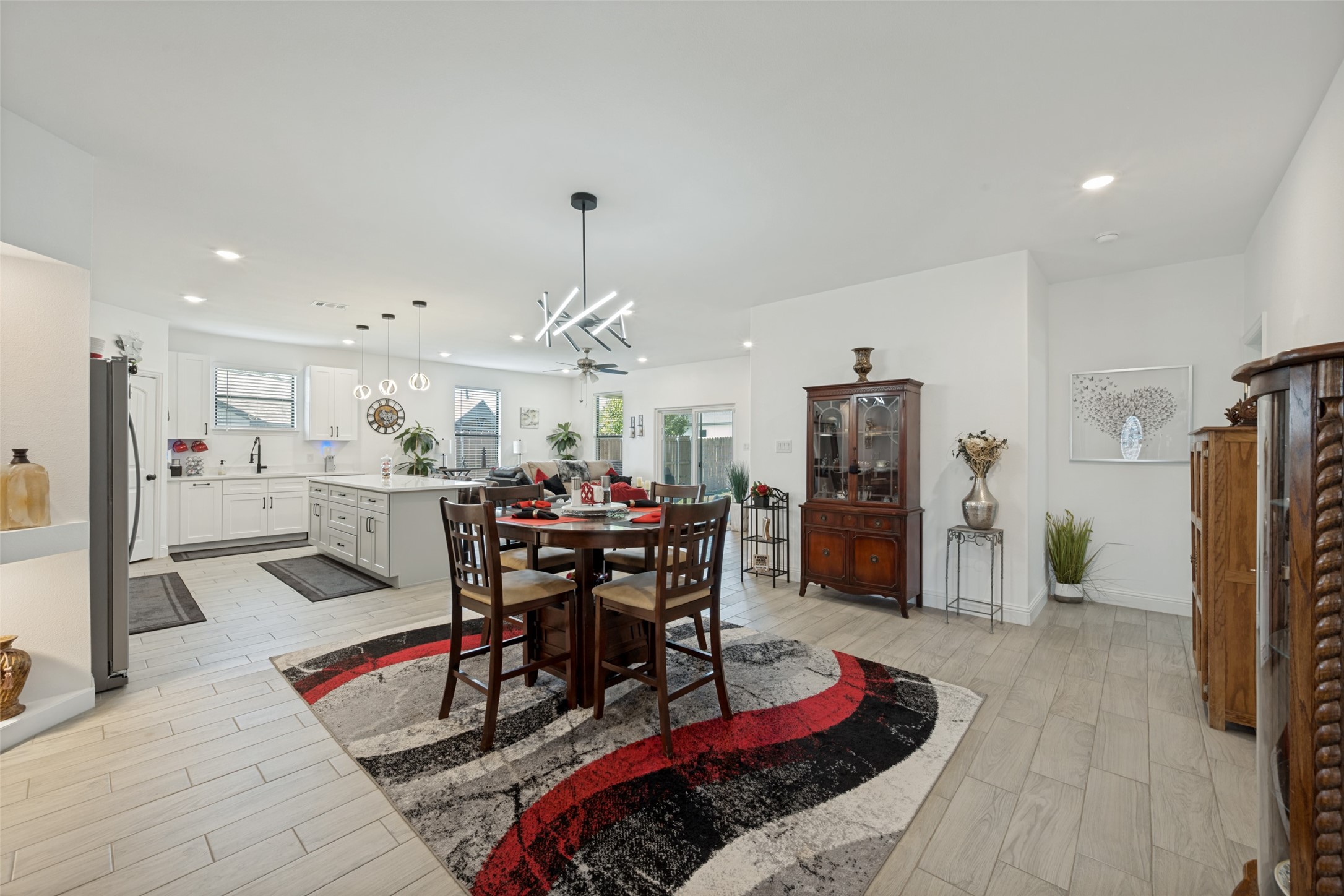 2404 Beverly Drive Granbury TX 76048