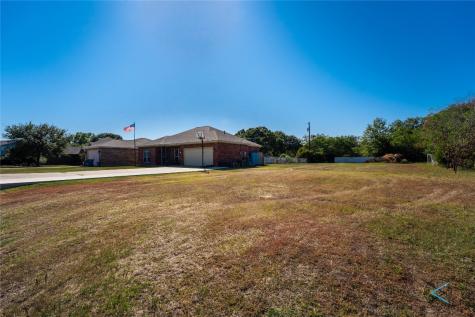 128 Meadow Heath Street Gun Barrel City TX 75156