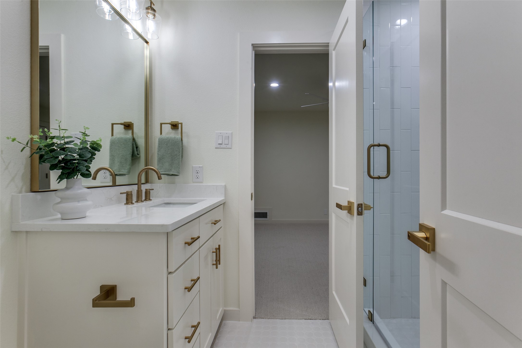 1409 Navaho Trail Richardson TX 75080