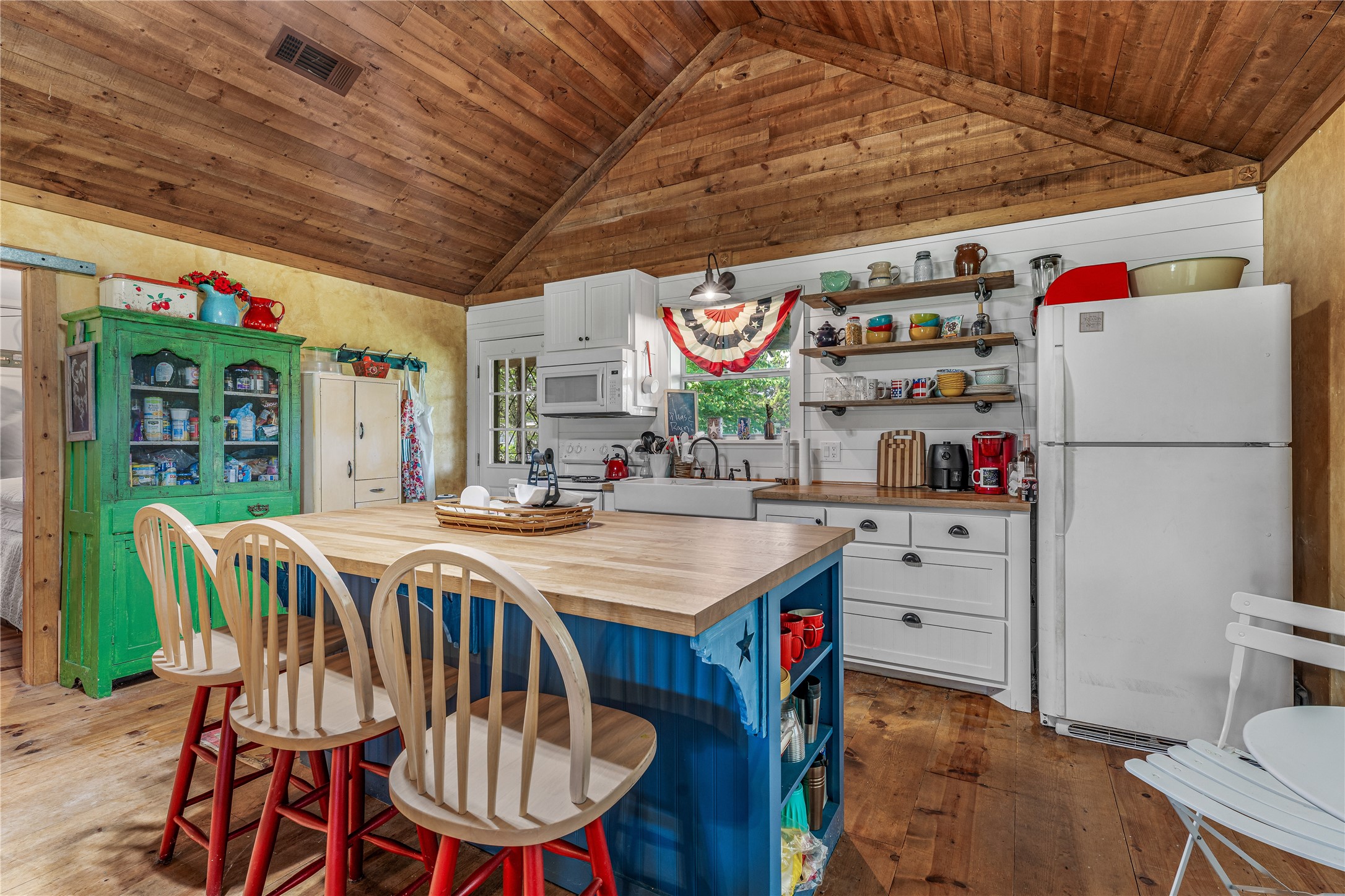 1333 Private Road 2120 Meridian TX 76665