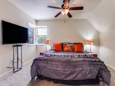 6205 Twin Oaks Circle Dallas TX 75240