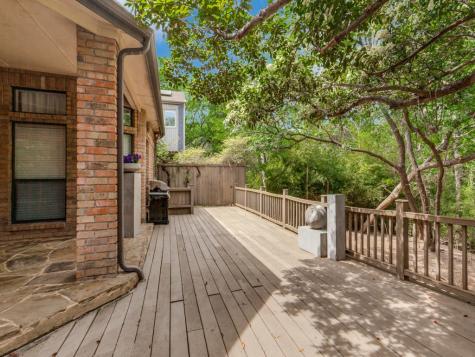6205 Twin Oaks Circle Dallas TX 75240